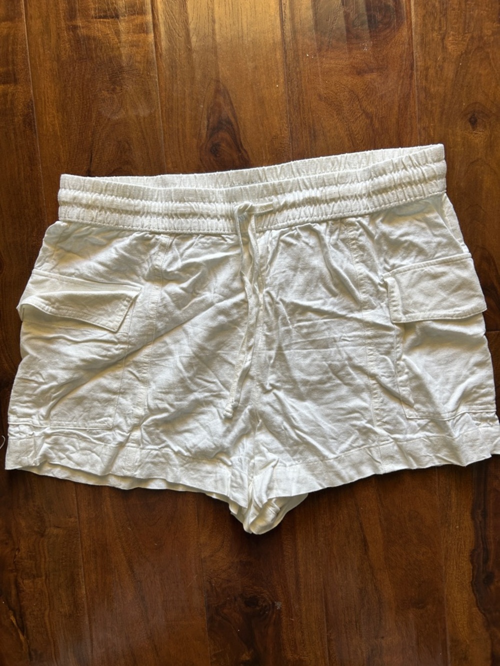 Women’s White Athletic Drawstring Shorts with Flap Pockets